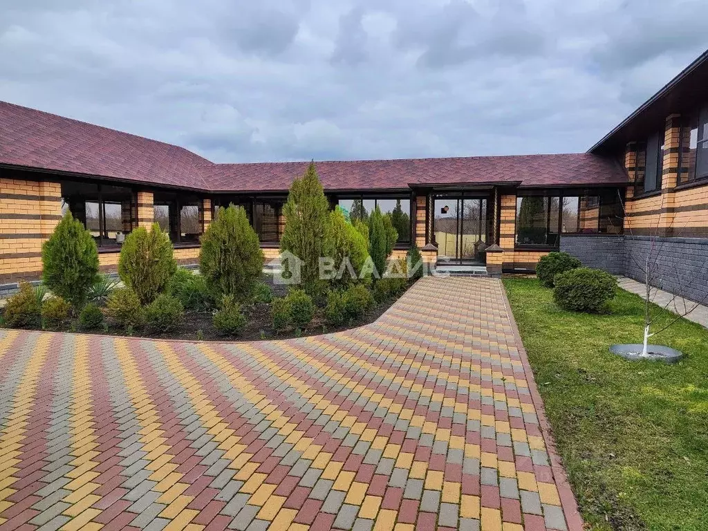 Дом в Белгородская область, Белгород Дальняя Тихая ул. (447 м) - Фото 0