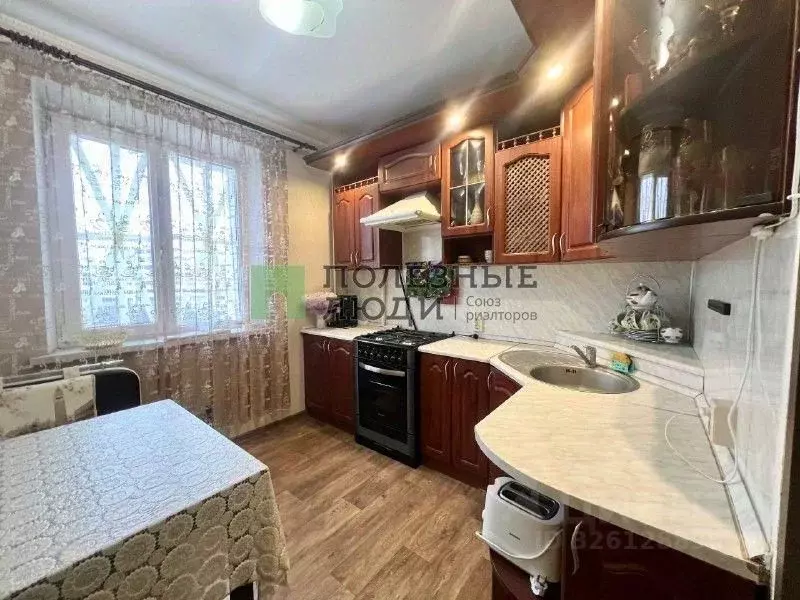 2-к кв. Белгородская область, Белгород ул. Щорса, 55а (51.4 м) - Фото 1