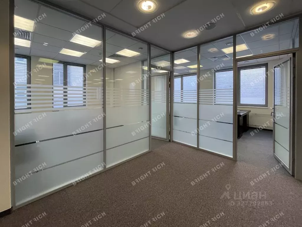 Офис в Санкт-Петербург 2-я Советская ул., 17 (773 м) - Фото 1