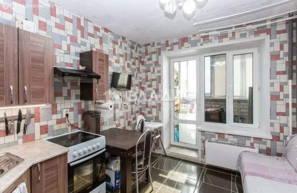 1-комнатная квартира: Тобольск, 15-й микрорайон, 37 (35.5 м) - Фото 0