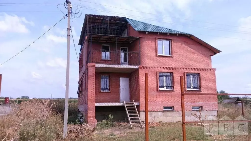 Дом в Саратовская область, Воскресенский район, Елшанское ... - Фото 2