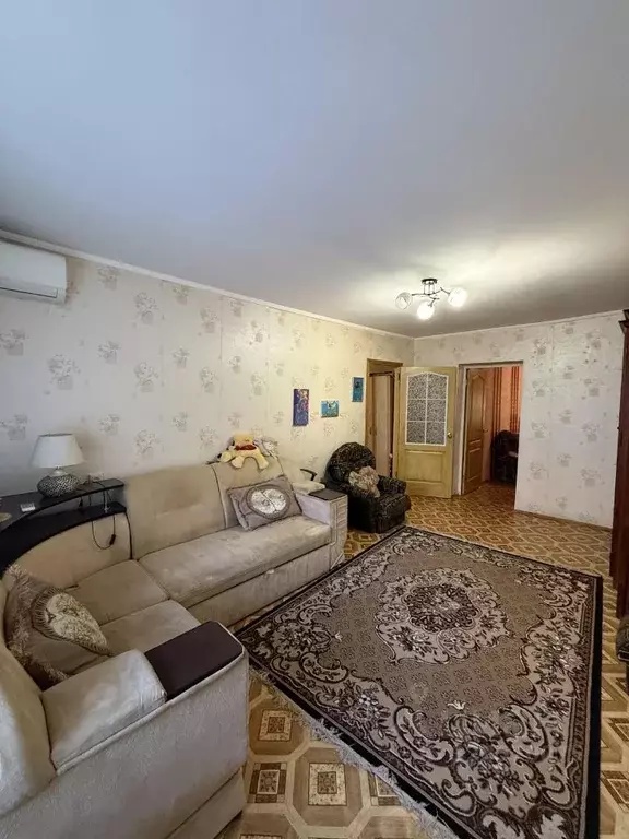 3-к кв. Крым, Симферополь ул. Залесская, 70 (70.0 м) - Фото 1