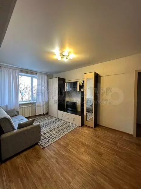 3-к. квартира, 55м, 1/5эт. - Фото 0