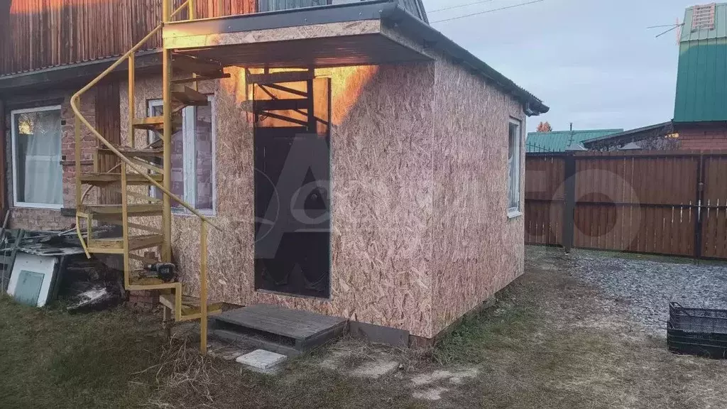 Дача 50 м на участке 5 сот. - Фото 0