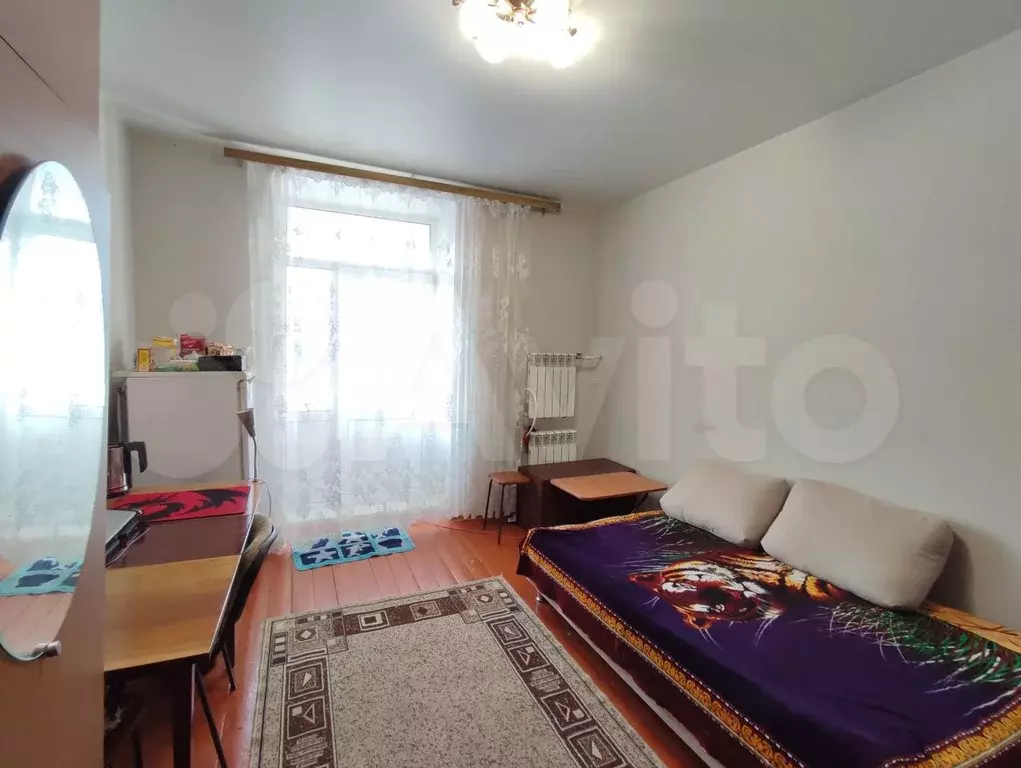 Комната 15 м в 4-к., 3/3 эт. - Фото 1