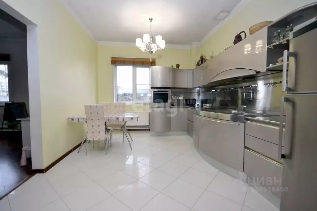 Дом в Саха (Якутия), Якутск ул. Билибина, 19/4А (267 м) - Фото 0