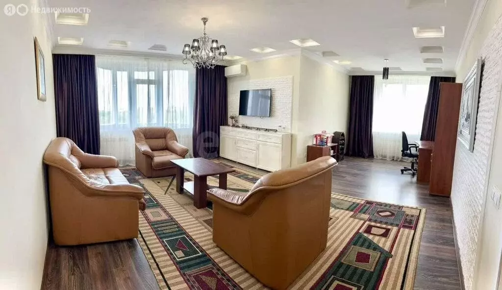 3-комнатная квартира: Евпатория, Московская улица, 22В (125.2 м) - Фото 1