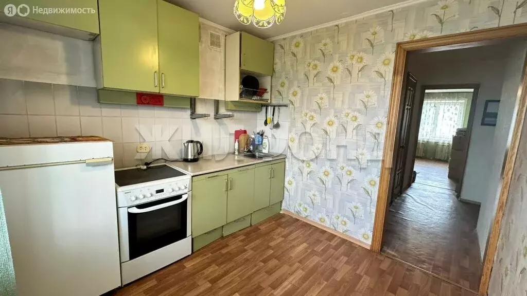 3-комнатная квартира: Бердск, Вокзальная улица, 50А (61.7 м) - Фото 0