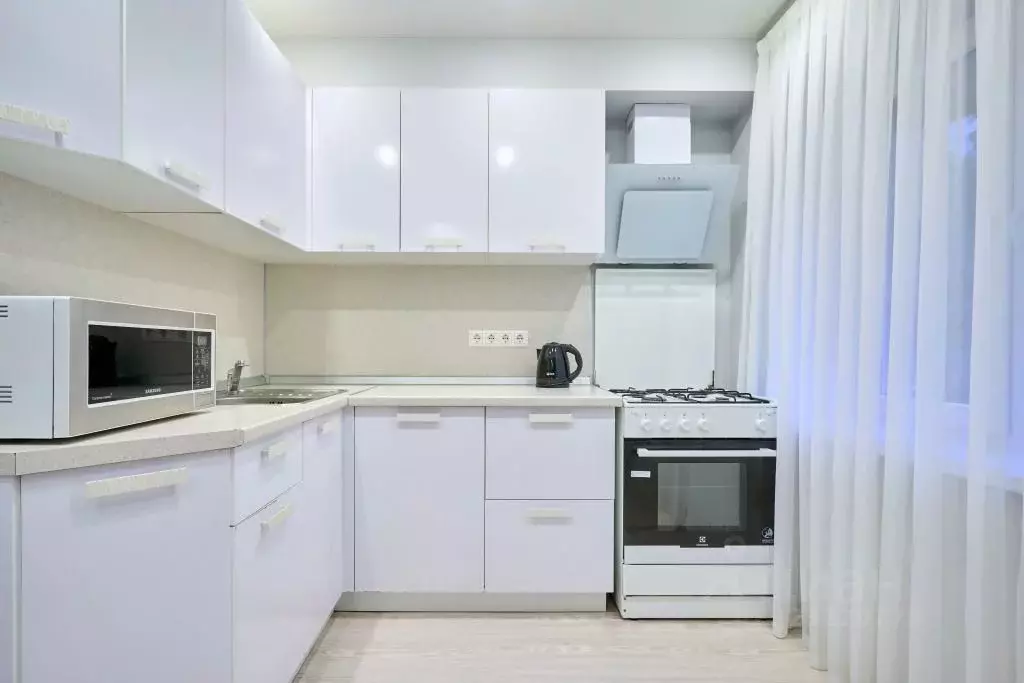 1-к кв. Краснодарский край, Сочи Центральный мкр, ул. Роз, 37 (53.0 м) - Фото 1