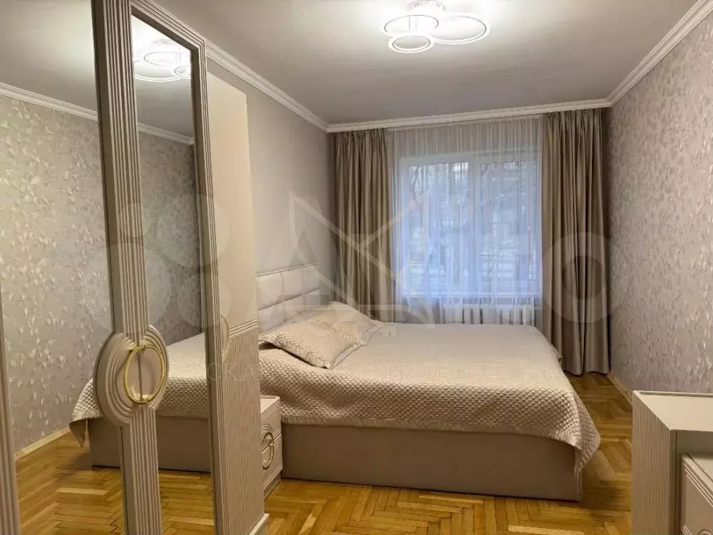 3-к. квартира, 70 м, 1/5 эт. - Фото 1