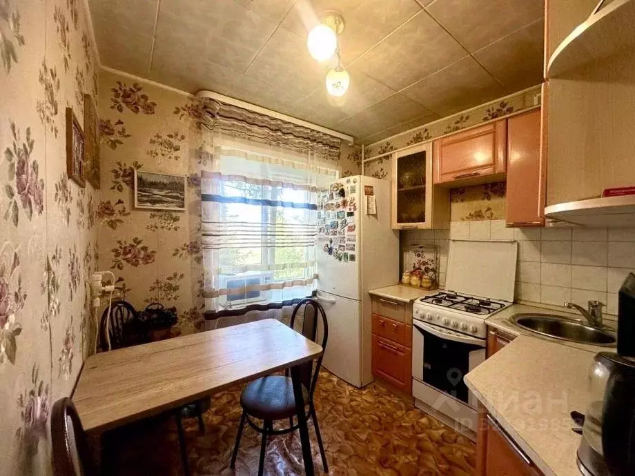 2-к кв. Пермский край, Березники ул. Черепанова, 20 (40.2 м) - Фото 0