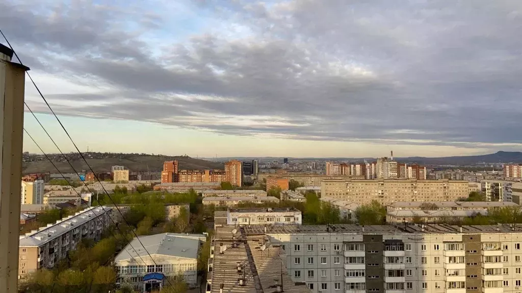 4-к кв. Красноярский край, Красноярск ул. Толстого, 67А (104.2 м) - Фото 0