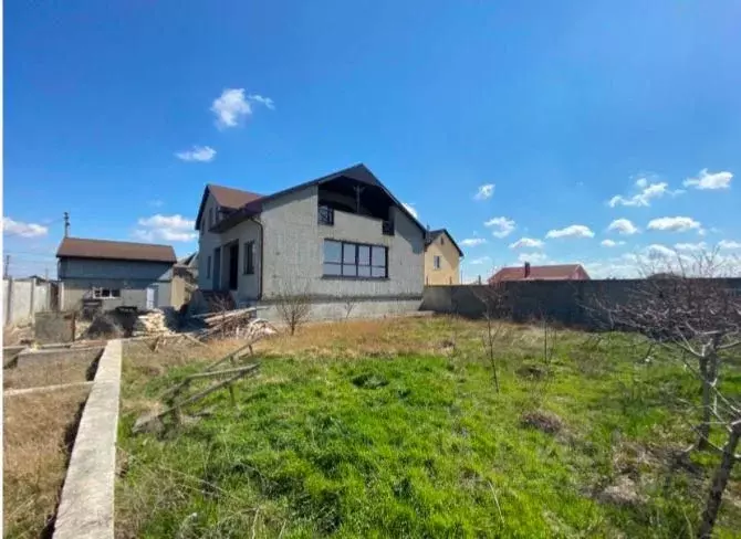 Дом в Крым, Черноморское пгт ул. Абрикосовая, 8 (348 м) - Фото 2