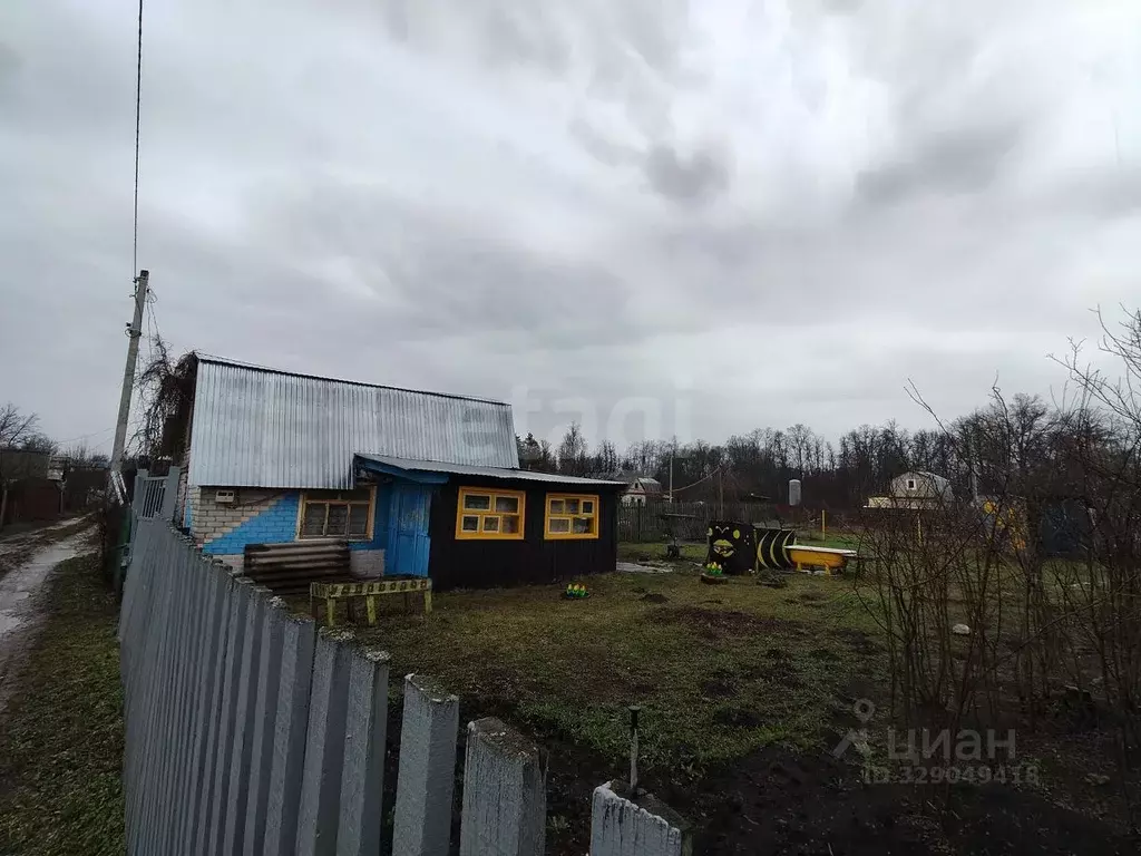 Дом в Башкортостан, Стерлитамакский район, Наумовский сельсовет, Нива ... - Фото 1