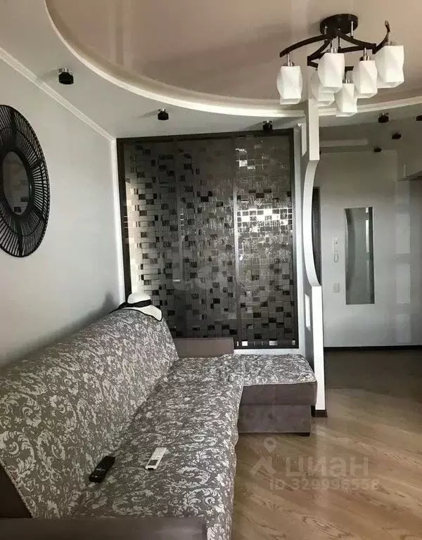 2-к кв. Алтайский край, Барнаул Взлетная ул., 15 (50.0 м) - Фото 1