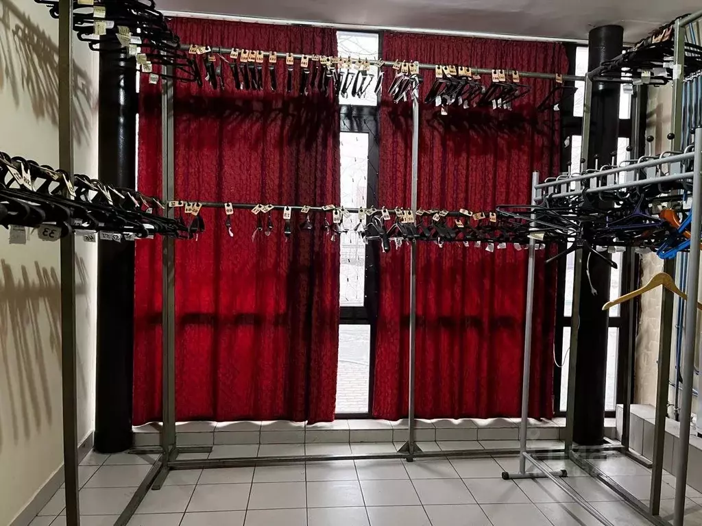 Торговая площадь в Хабаровский край, Хабаровск Краснореченская ул., ... - Фото 1