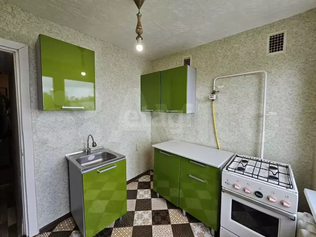 1-к. квартира, 32,3 м, 5/5 эт. - Фото 0