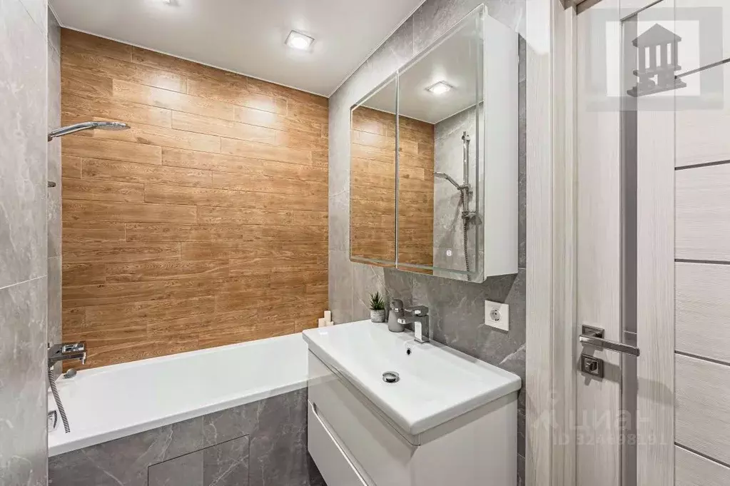 2-к кв. Калининградская область, Калининград Красносельская ул., 18 ... - Фото 2