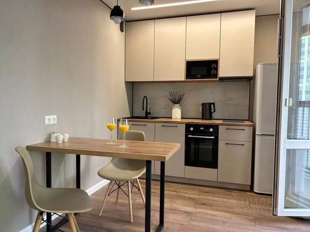 1-к кв. Татарстан, Казань ул. Александра Курынова, 5к1 (33.7 м) - Фото 1