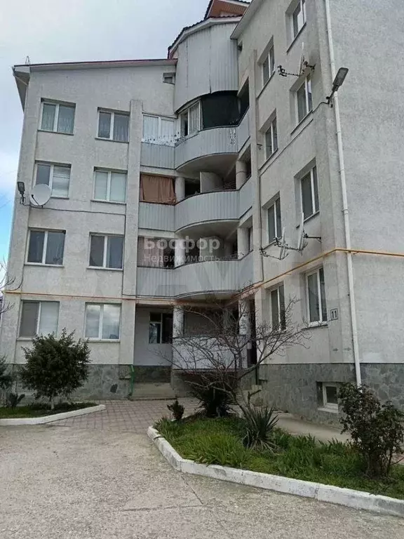 3-к. квартира, 100 м, 3/5 эт. - Фото 1