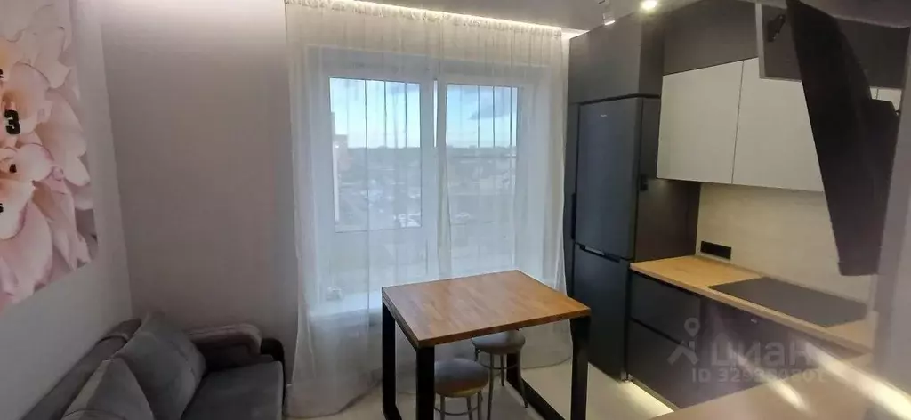 2-к кв. Ленинградская область, Гатчина бул. Авиаторов, 9 (52.2 м) - Фото 2