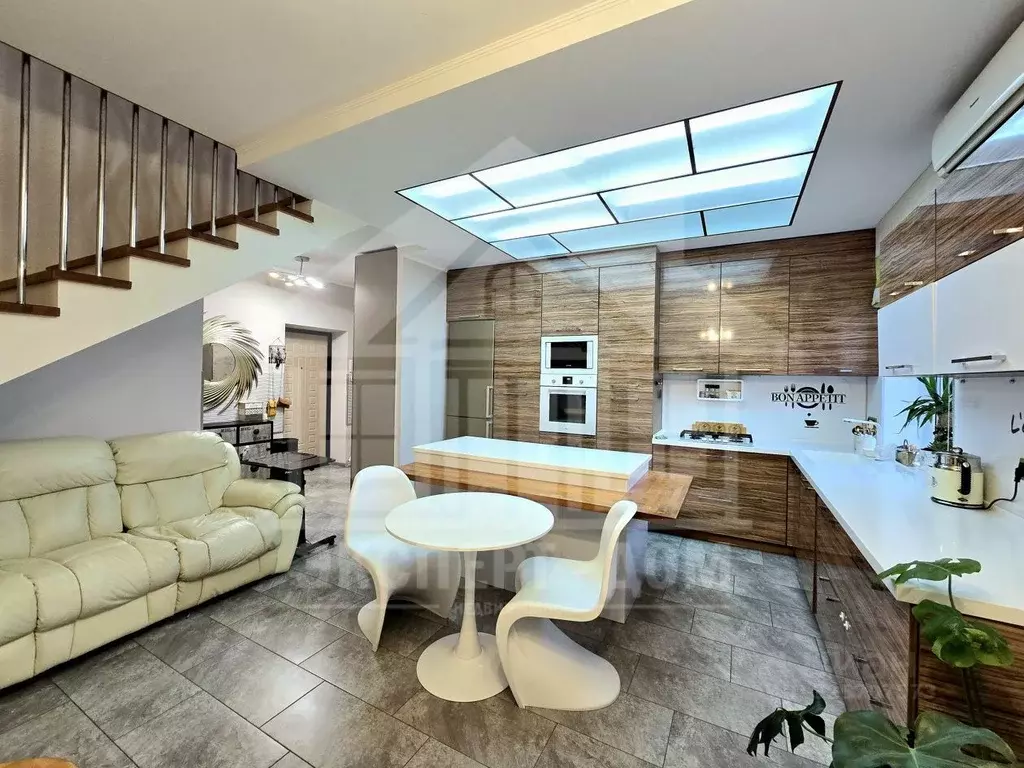 3-к кв. Ростовская область, Таганрог пер. 1-й Новый, 10-3 (105.7 м) - Фото 2