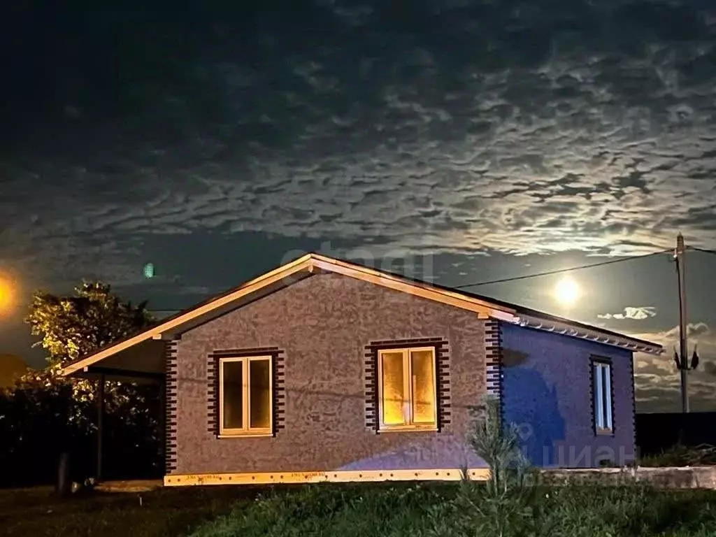 Дом в Ленинградская область, Кировский район, Мгинское городское ... - Фото 0