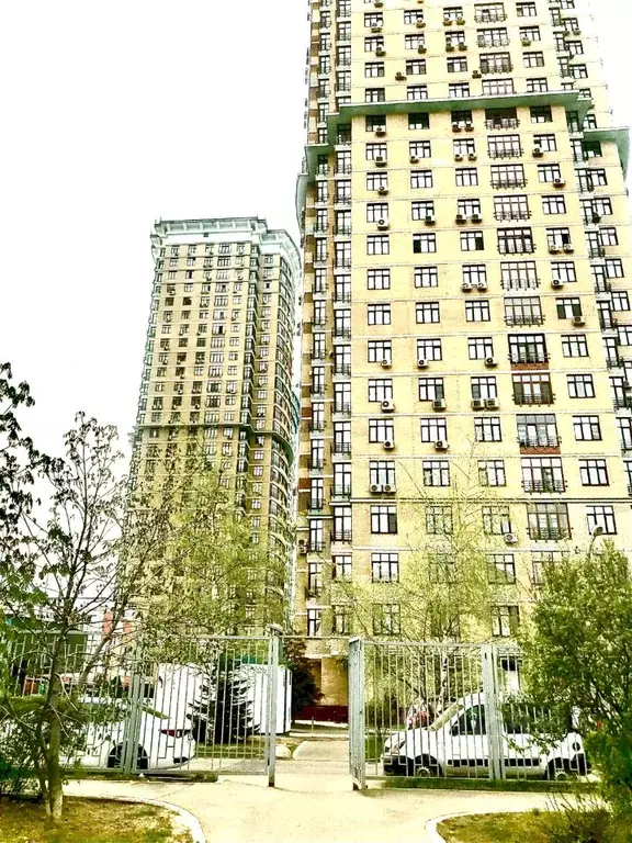 Свободной планировки кв. Москва ул. Маршала Катукова, 24к4 (53.0 м) - Фото 0