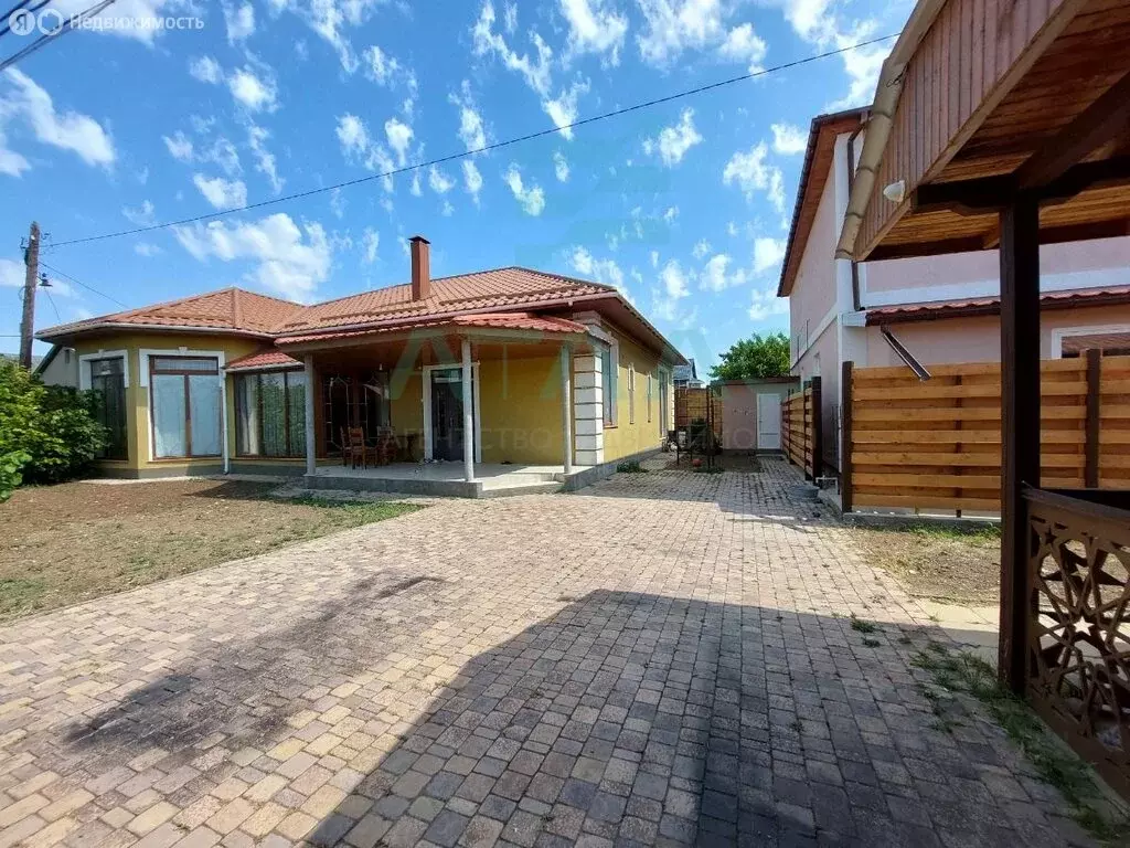 Дом в Симферополь, улица Димитрова, 73 (550 м) - Фото 1