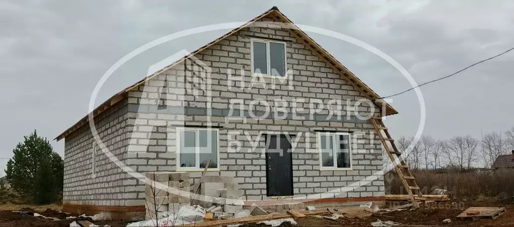 Дом в Пермский край, Кунгурский муниципальный округ, с. Плеханово ул. ... - Фото 1