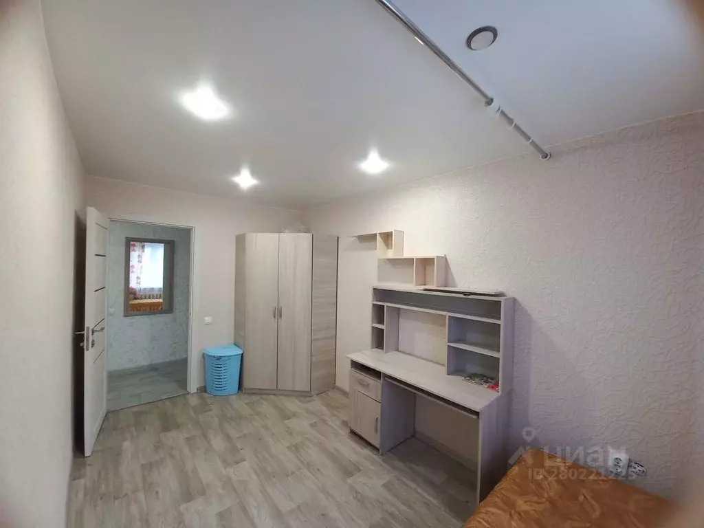2-к кв. Псковская область, Псков Народная ул., 41 (43.0 м) - Фото 2