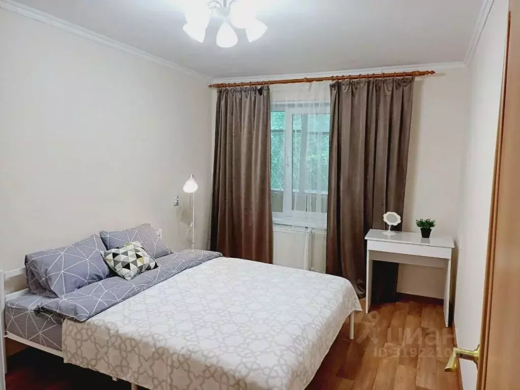 2-к кв. Татарстан, Казань ул. Сафиуллина, 46 (50.0 м) - Фото 1