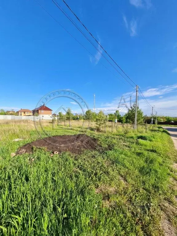 Участок в Курская область, Курский район, Моковский сельсовет, д. 1-я ... - Фото 0