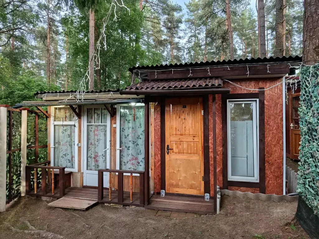 Дом в Ленинградская область, Приозерский район, Сосновское с/пос, д. ... - Фото 1