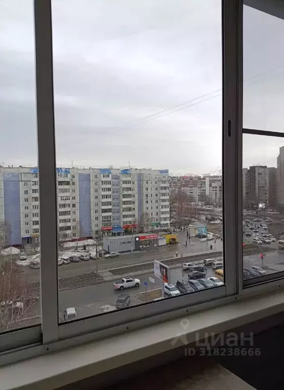 3-к кв. Алтайский край, Барнаул ул. Антона Петрова, 238 (54.7 м) - Фото 1