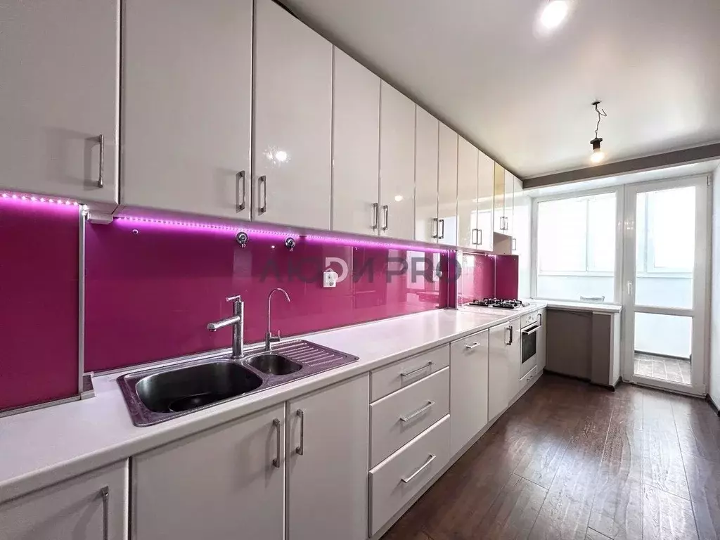 3-к кв. Башкортостан, Уфа ул. Менделеева, 217 (83.0 м) - Фото 1