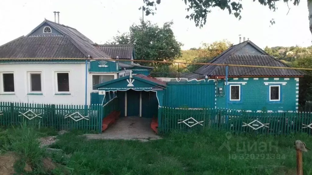 Дом в Белгородская область, Яковлевский муниципальный округ, Яковлево ... - Фото 0