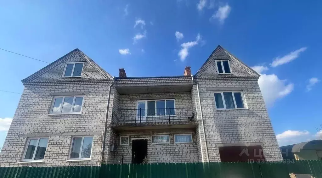Дом в Брянская область, Унеча ул. С. Смитт (272 м) - Фото 1