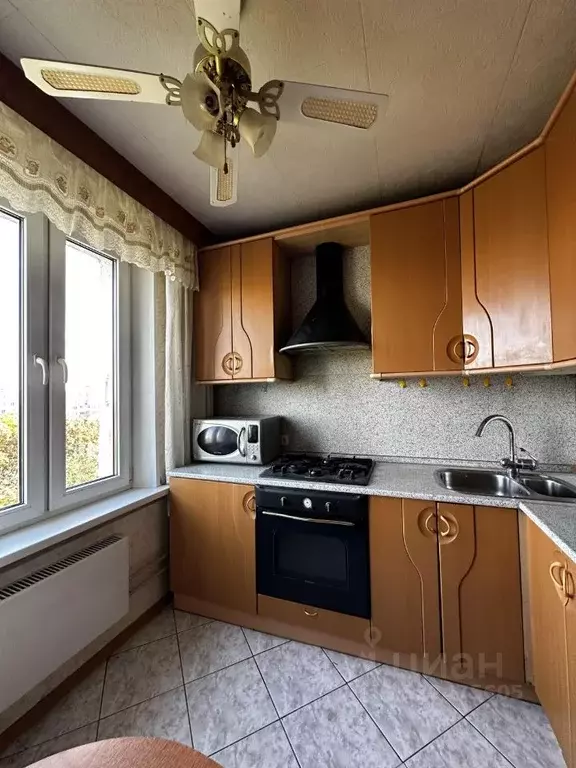 3-к кв. Москва Шоссейная ул., 19к3 (58.0 м) - Фото 0