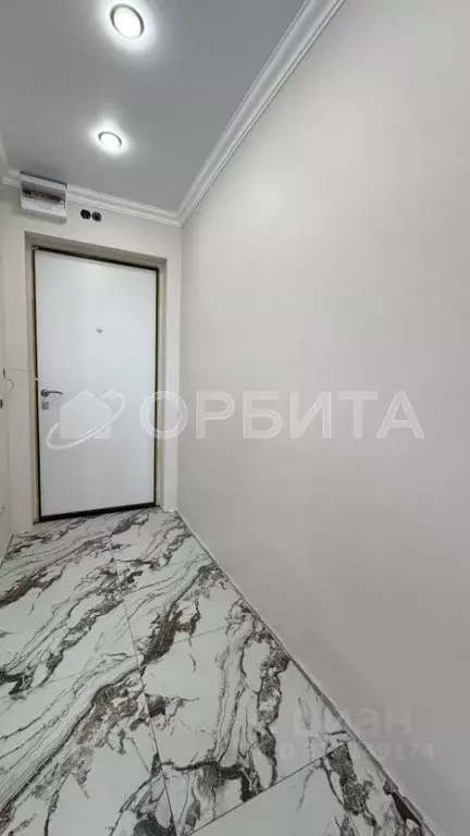 Студия Тюменская область, Тюмень ул. Новоселов, 113 (17.8 м) - Фото 1
