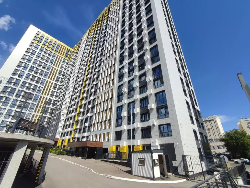 2-к кв. Башкортостан, Уфа ул. Кирова, 130 (56.1 м) - Фото 1