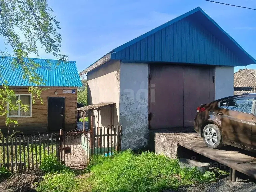 Дом в Кемеровская область, Прокопьевск ул. Разведчиков, 15 (50 м) - Фото 0