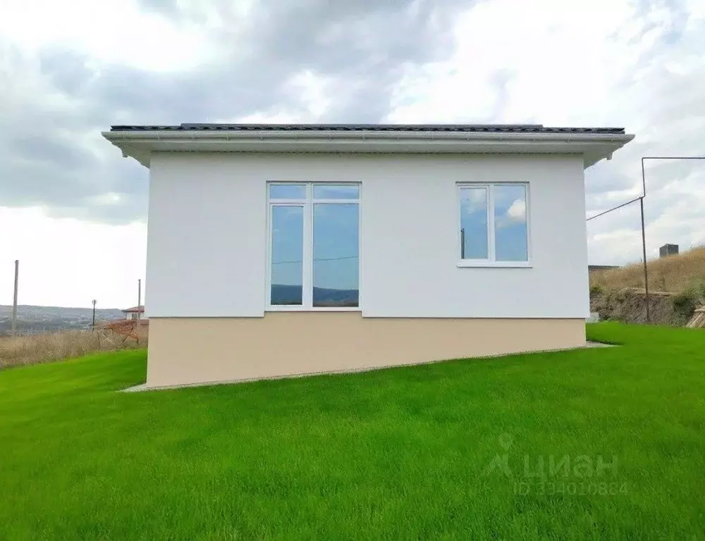 Дом в Крым, Симферопольский район, с. Доброе ул. Яшлык, 1 (67 м) - Фото 2