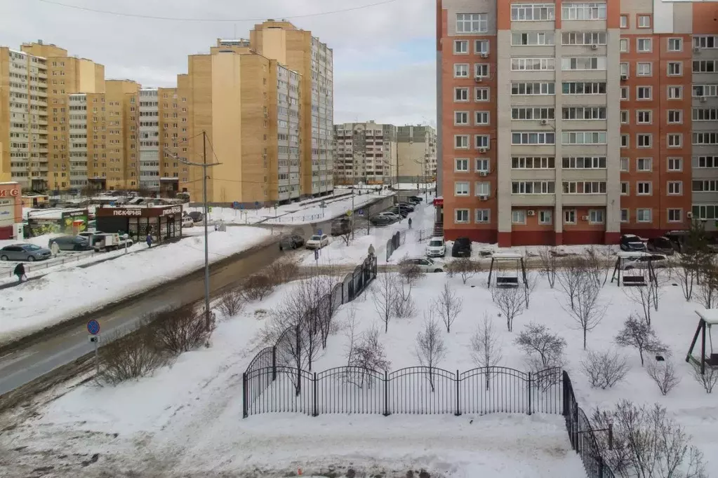 3-к кв. Тюменская область, Тюмень ул. Станислава Карнацевича, 12 (76.0 ... - Фото 0