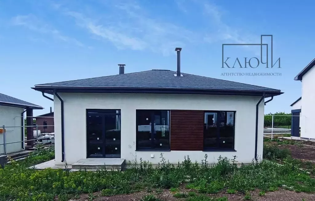 Дом в Челябинская область, Магнитогорск Челябинская ул. (80 м) - Фото 1