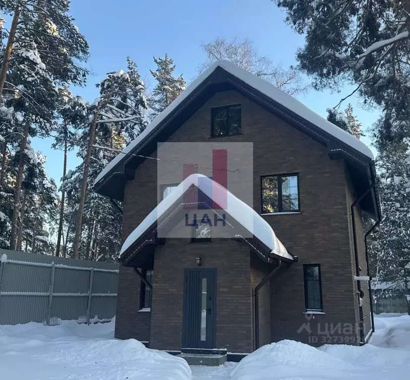 Дом в Московская область, Люберцы городской округ, Малаховка пгт ул. ... - Фото 1