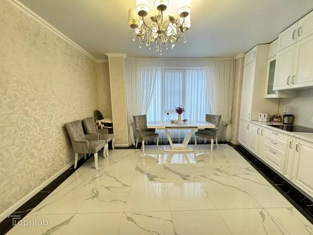 3-к кв. Кабардино-Балкария, Нальчик ул. Тлостанова (120.0 м) - Фото 0