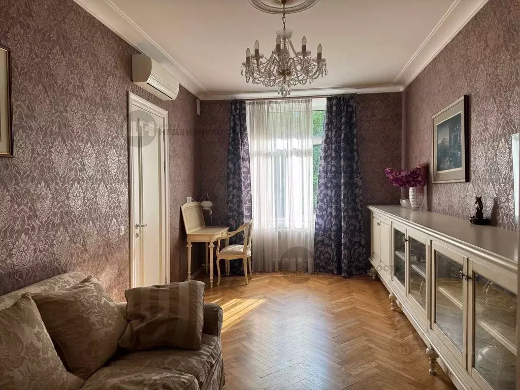 3-к кв. Санкт-Петербург Заневский просп., 8 (74.9 м) - Фото 0
