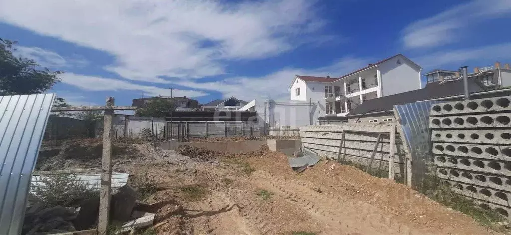 Участок в Крым, Судак ул. Бака-Таш (3.9 сот.) - Фото 0