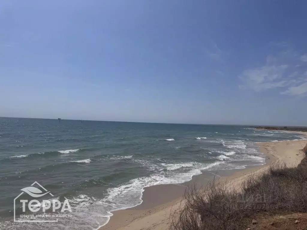 Участок в Крым, Евпатория городской округ, Новоозерное пгт пл. ... - Фото 2